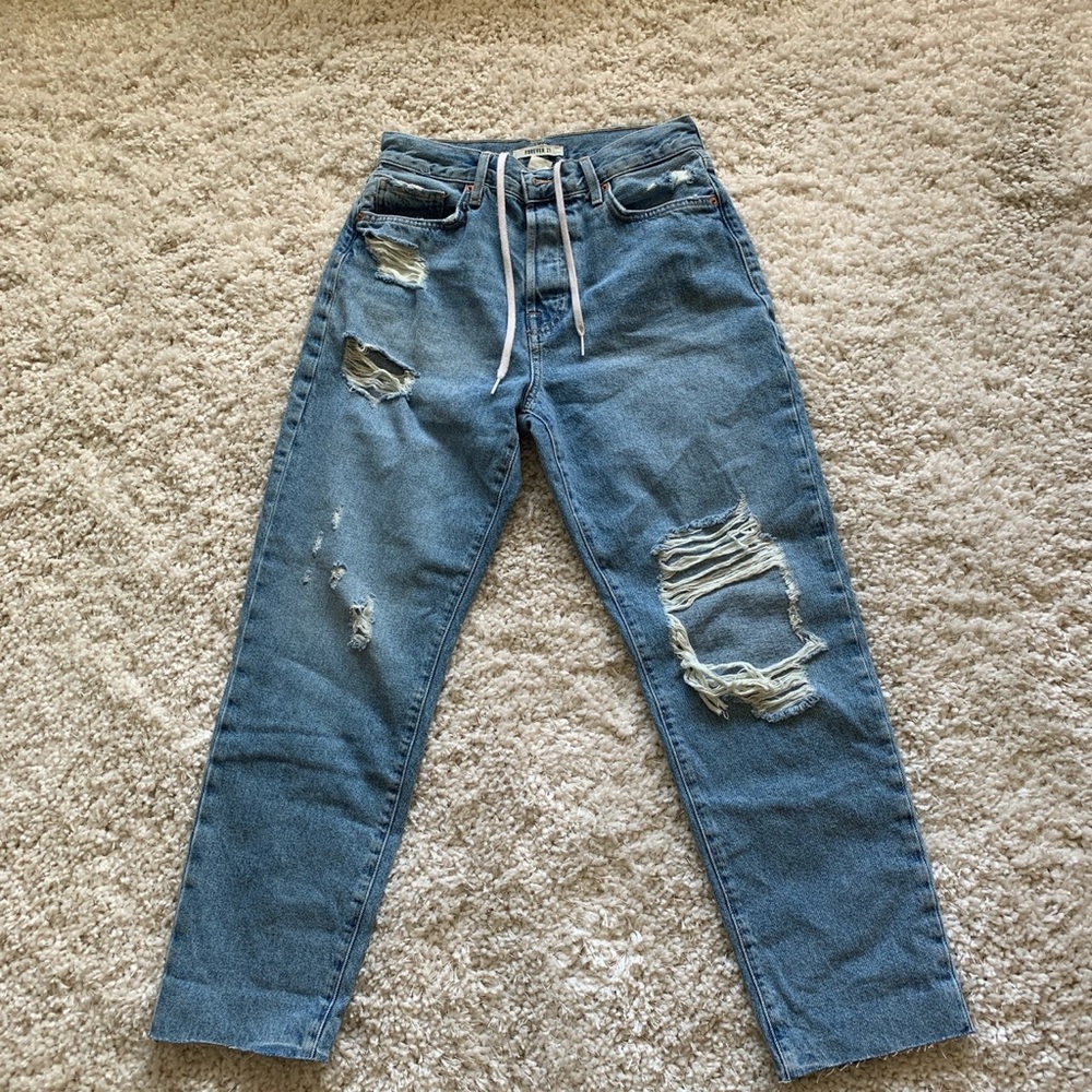 FOREVER 21 RIPPED JEANS